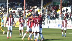 Bandırma 1 attı 3 aldı