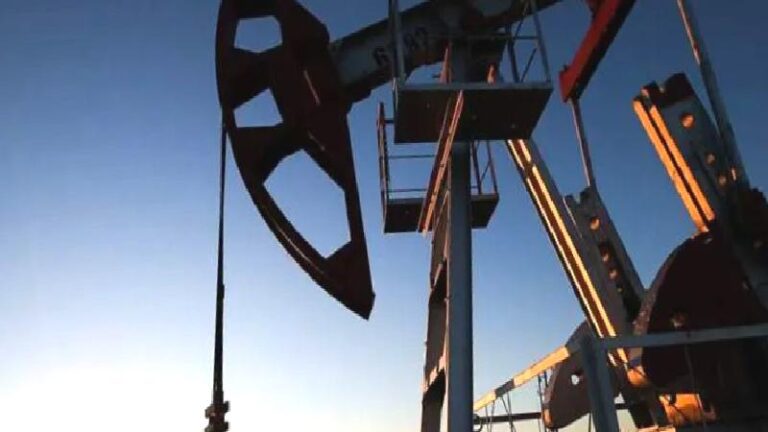 Brent petrolde geri çekilme: Müzakere umudu fiyatları aşağı çekti