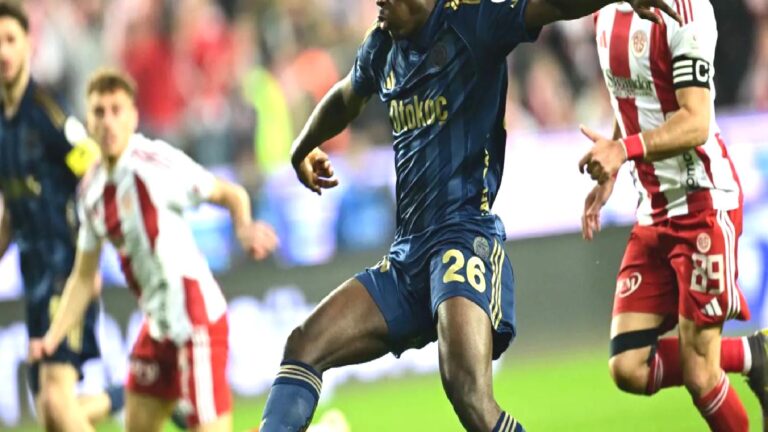 Domenico Tedesco Sidiki Cherif için kararını verdi