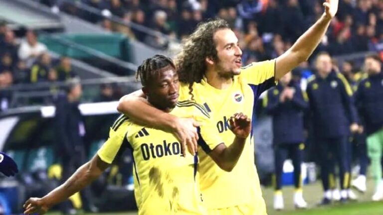 Fenerbahçe, Antalyaspor deplasmanında 3 puan peşinde