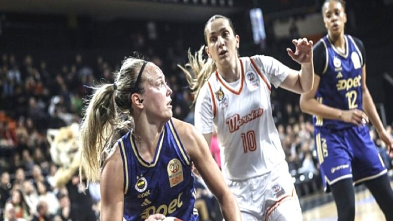 Fenerbahçe Opet, Halkbank Basketbol Kadınlar Ligi’nde finalde!