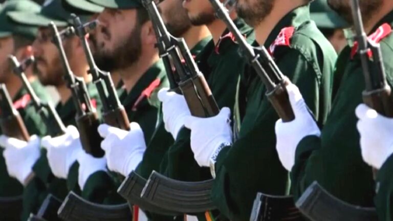 İran Devrim Muhafızları: İsrail’in üniversite saldırılarına karşılık ABD-İsrail bağlantılı üniversiteleri vurabiliriz