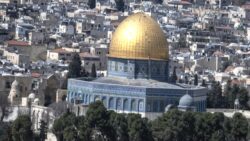 İran saldırıları sonrası kısıtlamalar gerekçe gösterildi: İsrail, Mescid-i Aksa’da bayram namazını engelledi