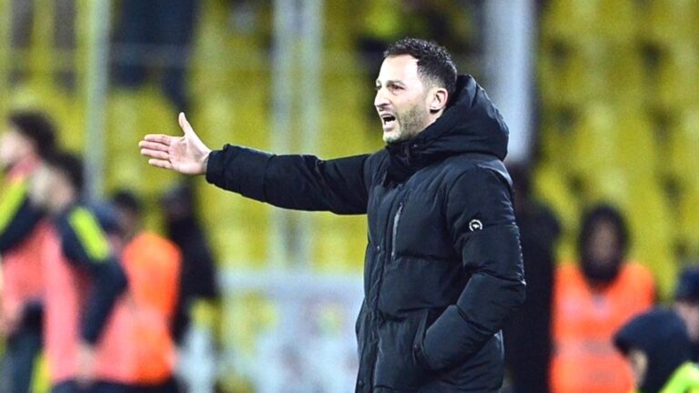 Namağlup yola devam