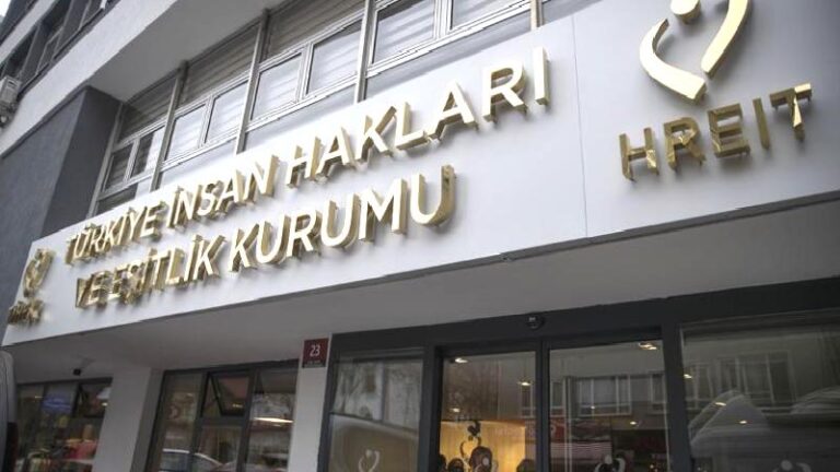 TİHEK: Din ve inanç temelinde ayrımcılık yasağı ihlalleri, demokratik hukuk devleti açısından kabul edilemez niteliktedir