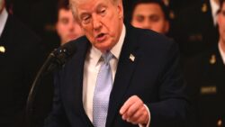 Trump: Rusya ile ABD arasındaki Ukrayna diyaloğu, İran çevresindeki duruma rağmen devam ediyor