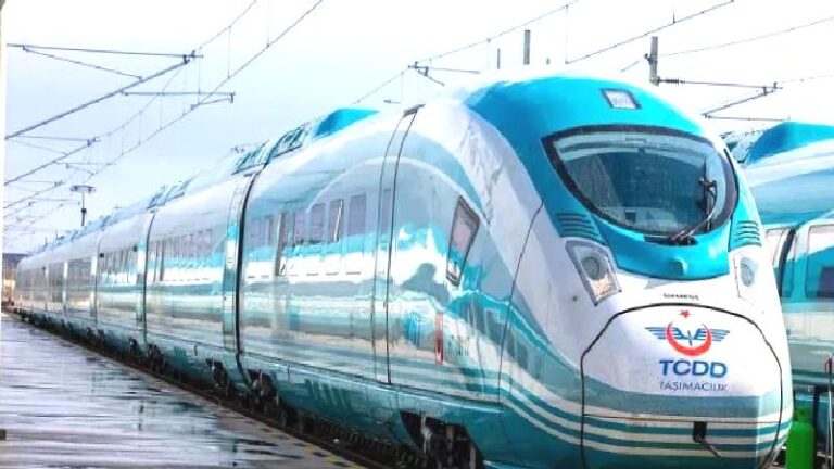 Bakan Uraloğlu duyurdu; Ankara-İzmir arası YHT süresi kısalıyor!