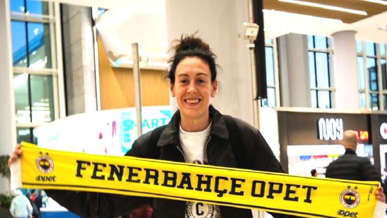Fenerbahçe Opet’in transferi için anlaştığı Breanna Stewart İstanbul’a geldi