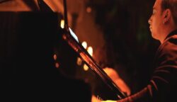 Hüsnü Arkan ve Dengin Ceyhan, mum ışığında sanatseverlerle buluşuyor