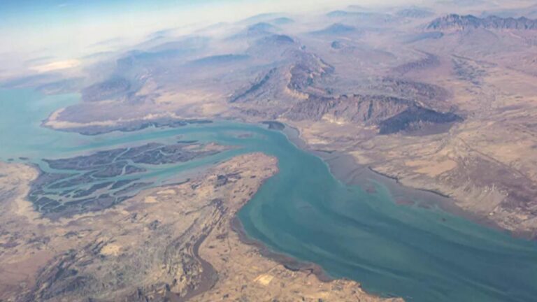 ‘İran, Hürmüz Boğazı’ndan geçişte ülkeleri üç kategoriye ayırmayı planlıyor’