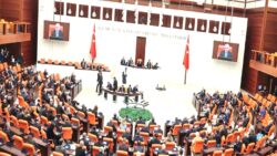 Meclis’te Ermeni olayları tartışması: Osmanlı döneminde 13 milyon Hıristiyan vardı, bu insanlar nereye gitti?