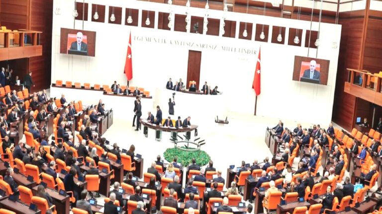 Meclis’te Ermeni olayları tartışması: Osmanlı döneminde 13 milyon Hıristiyan vardı, bu insanlar nereye gitti?