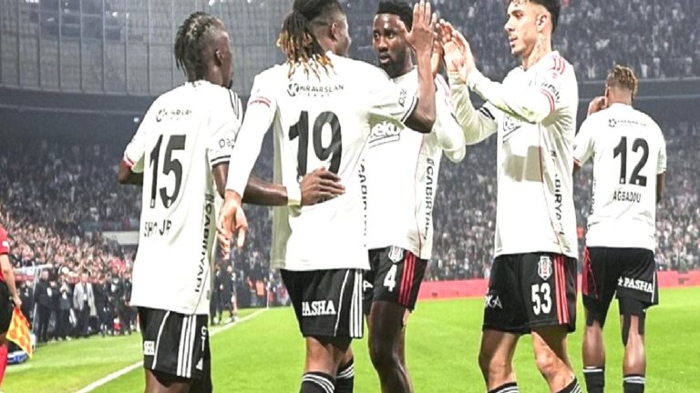 Spor yazarları Beşiktaş-Corendon Alanyaspor maçını değerlendirdi