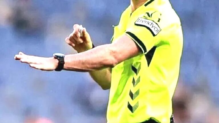 Süper Lig’de 30. hafta maçlarını yönetecek hakemler açıklandı