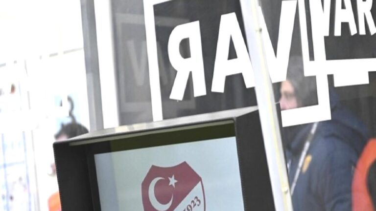 Trendyol Süper Lig’de günün maçlarının VAR hakemleri belli oldu!