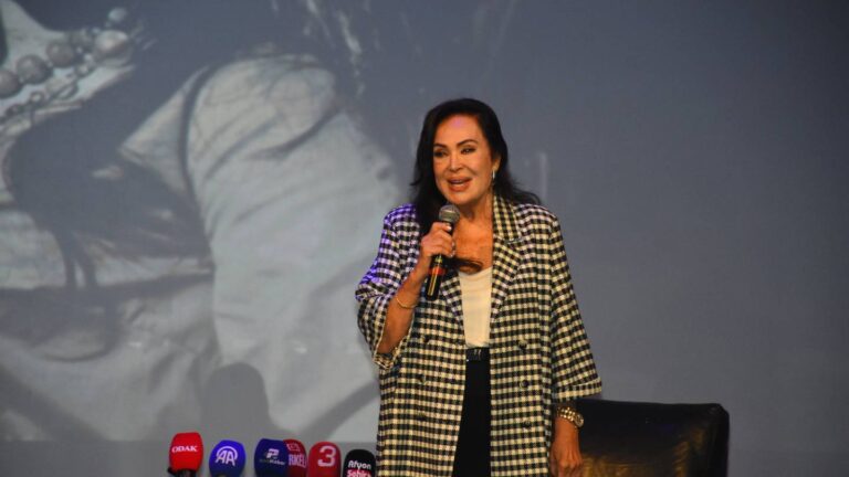 Türkan Şoray’dan 54 yıllık nostajik paylaşım!