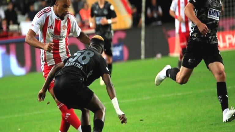 Akdeniz derbisinde gol sesi çıkmadı! Antalyaspor ile Alanyaspor golsüz berabere kaldı