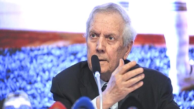 Aziz Yıldırım’dan transfer açıklaması: 2 forvet alacağım