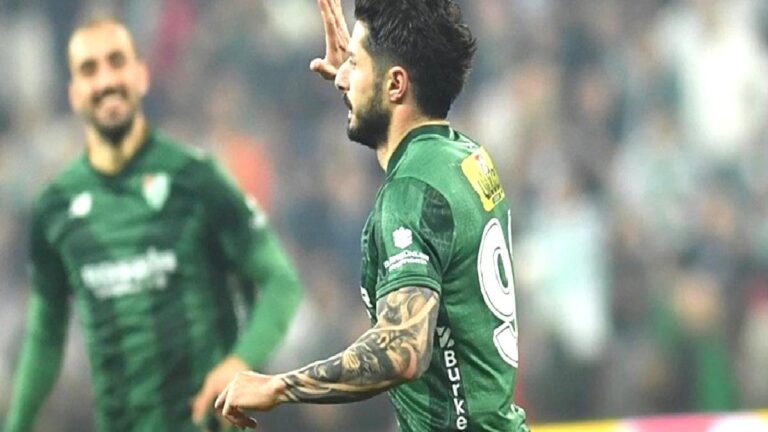 Barış Gök yeniledi
