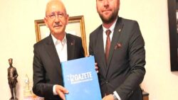 CHP hakkındaki ‘mutlak butlan’ kararının açıklandığı anlarda Kılıçdaroğlu’nun ofisinde yaşananlar: Sevinçle odaya girip elini öptüler