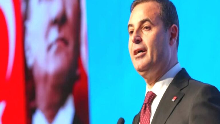 Cumhuriyet Bayramı süslemesi ihaleye konu oldu: Balıkesir Büyükşehir Belediye Başkan Ahmet Akın hakkında soruşturma izni
