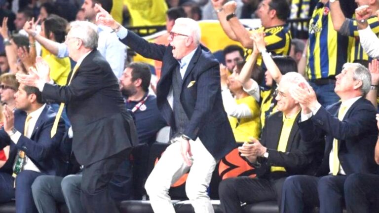 Ertuğrul Özkök: 70 yıllık bir taraftar olarak neden yine ve yeniden Aziz Bey’e oy vereceğim?