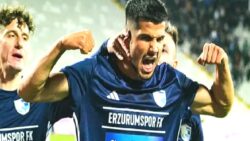 Galatasaray ve Trabzonspor genç stoper için karşı karşıya