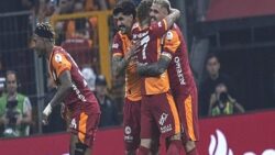 Gerçekleri tarih yazar tarihi de Galatasaray