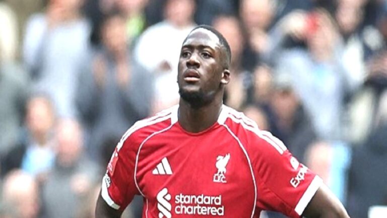 Ibrahima Konate Liverpool’a veda etti