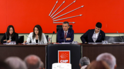İddia: CHP’de PM toplantısı Özel’i destekleyenler çoğunlukta olduğu için yapılmayacak; Kılıçdaroğlu önce MYK üyelerini atayacak
