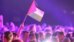 İsrail’e Eurovision’da protesto: Seyirciler zorla çıkartıldı