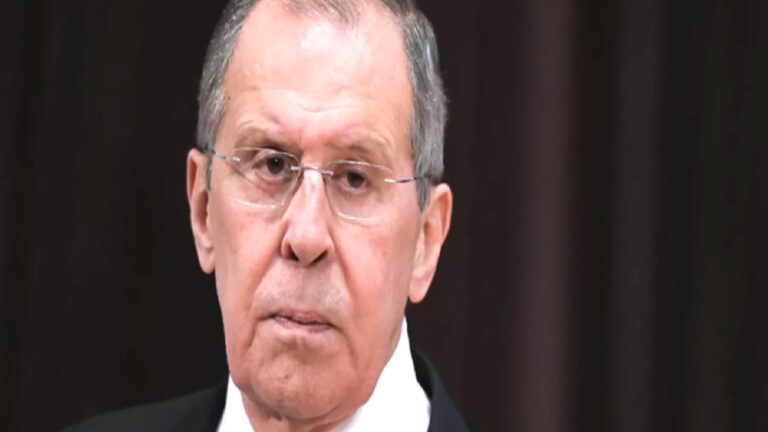 Lavrov: Rusya, Küba halkıyla tam dayanışma içinde