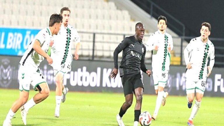 Manisa FK 3 puanı 5 golle aldı: İşte maçın özeti