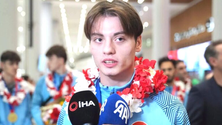 Milli sporcu Berkay Erer, Avrupa Tekvando Şampiyonası’nda altın madalyaya uzandı
