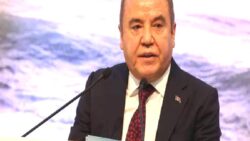 Muhittin Böcek hastaneye kaldırıldı
