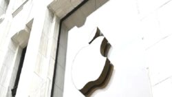 Olmayan yapay zekâ özellikleri tanıtılmıştı: Apple kullanıcılara toplam 250 milyon dolar ödeyecek