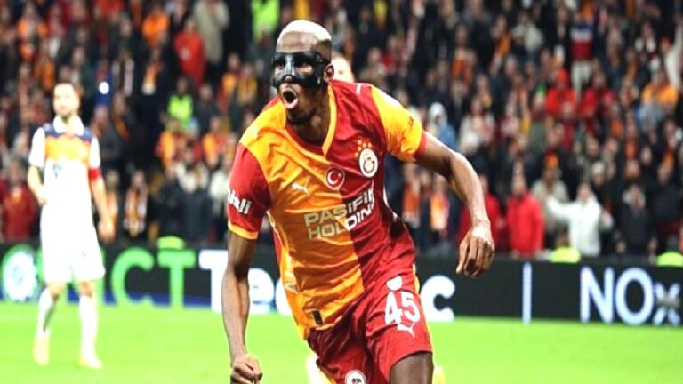 Osimhen’den o transfer sözlerine yanıt!