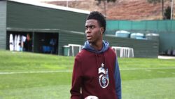 Oulai, Chelsea’ye gidiyor