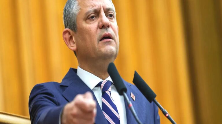 Özgür Özel’in acı günü: Necati Özel hayatını kaybetti