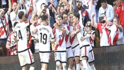 Rayo Vallecano’dan maç sonu Filistin bayraklı kutlama!