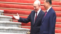 Rus lider Putin ve Çin lideri Şi Cinping, Pekin’de görüştü: “Çok kutuplu dünya” vurgusu