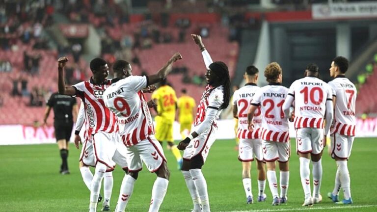 Samsunspor sahasında Göztepe’yi yendi! (İŞTE MAÇIN ÖZETİ)