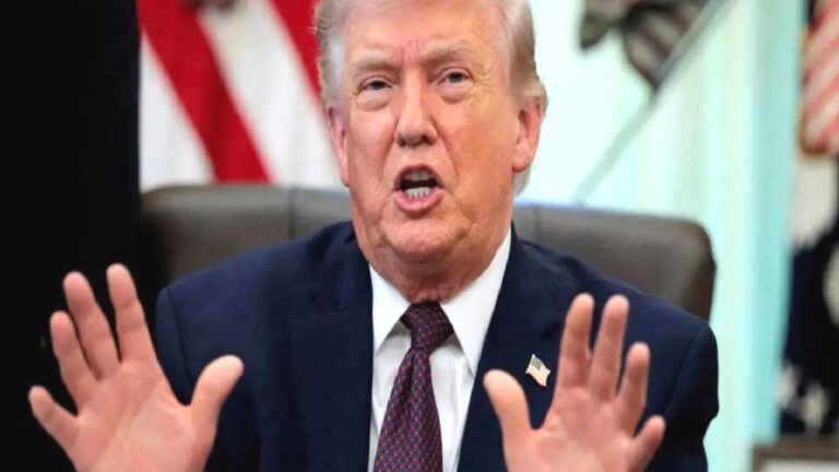 Sanatçılar ABD’nin 250’inci yılı için düzenlenen festivalden siyasi sebeplerle çekildi; Trump “Sahneye ben çıkarım” dedi