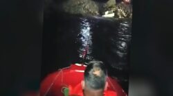 Su seviyesi yükselince derede mahsur kaldılar: 4 kişiyi AFAD kurtardı