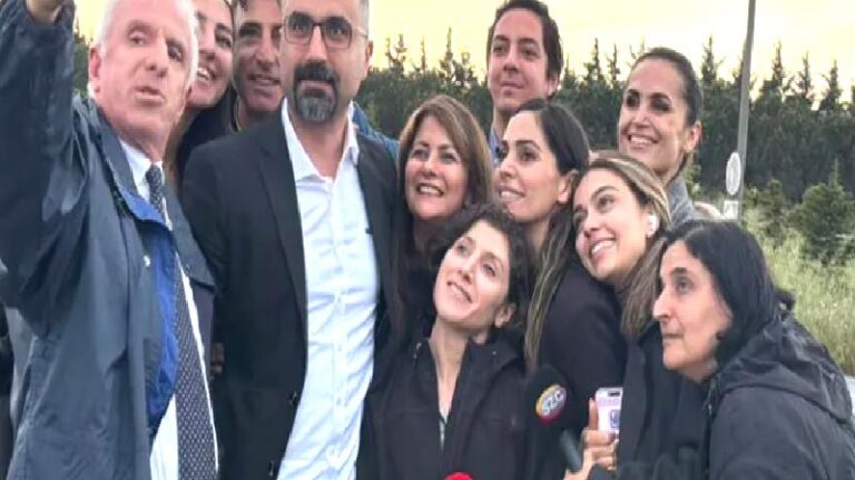 Tahliye edilen gazeteci Alican Uludağ’dan açıklama: Tek silahımız olan kalemi asla elimizden düşürmeyeceğiz