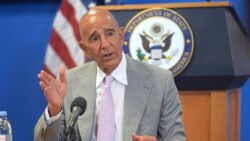 Tom Barrack: Şam ile SDG arasındaki sürekli etkileşim barışçıl ve birleşik bir Suriye’ye yönelik bağlılığı vurguluyor