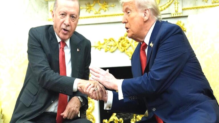 Trump: Erdoğan ile çok iyi bir telefon görüşmesi yaptık, onunla başka kimsenin sahip olmadığı bir ilişkim var