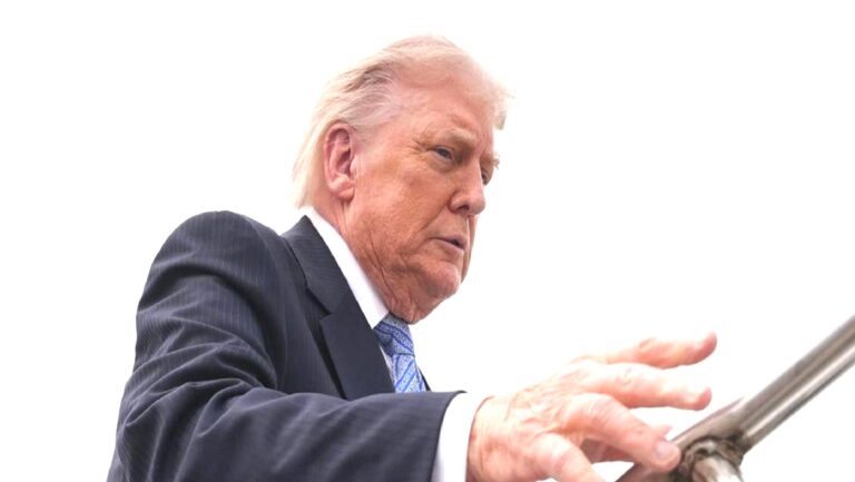 Trump: Zenginleştirilmiş uranyum ya ABD’ye teslim edilerek ya da kurumlar aracılığıyla imha edilecek