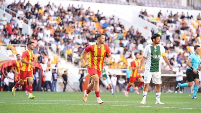 Yeni Malatyaspor tarihe geçti; ligi -52 puanla tamamladı, 111 gol yedi 8 gol atabildi