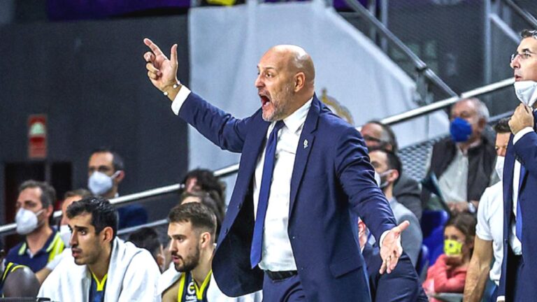 Bahçeşehir Koleji, Aleksandar Djordjevic ile anlaştı
